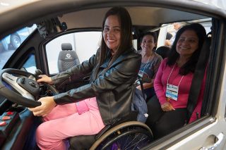 Primeiro carro elétrico é desenvolvido para cadeirantes